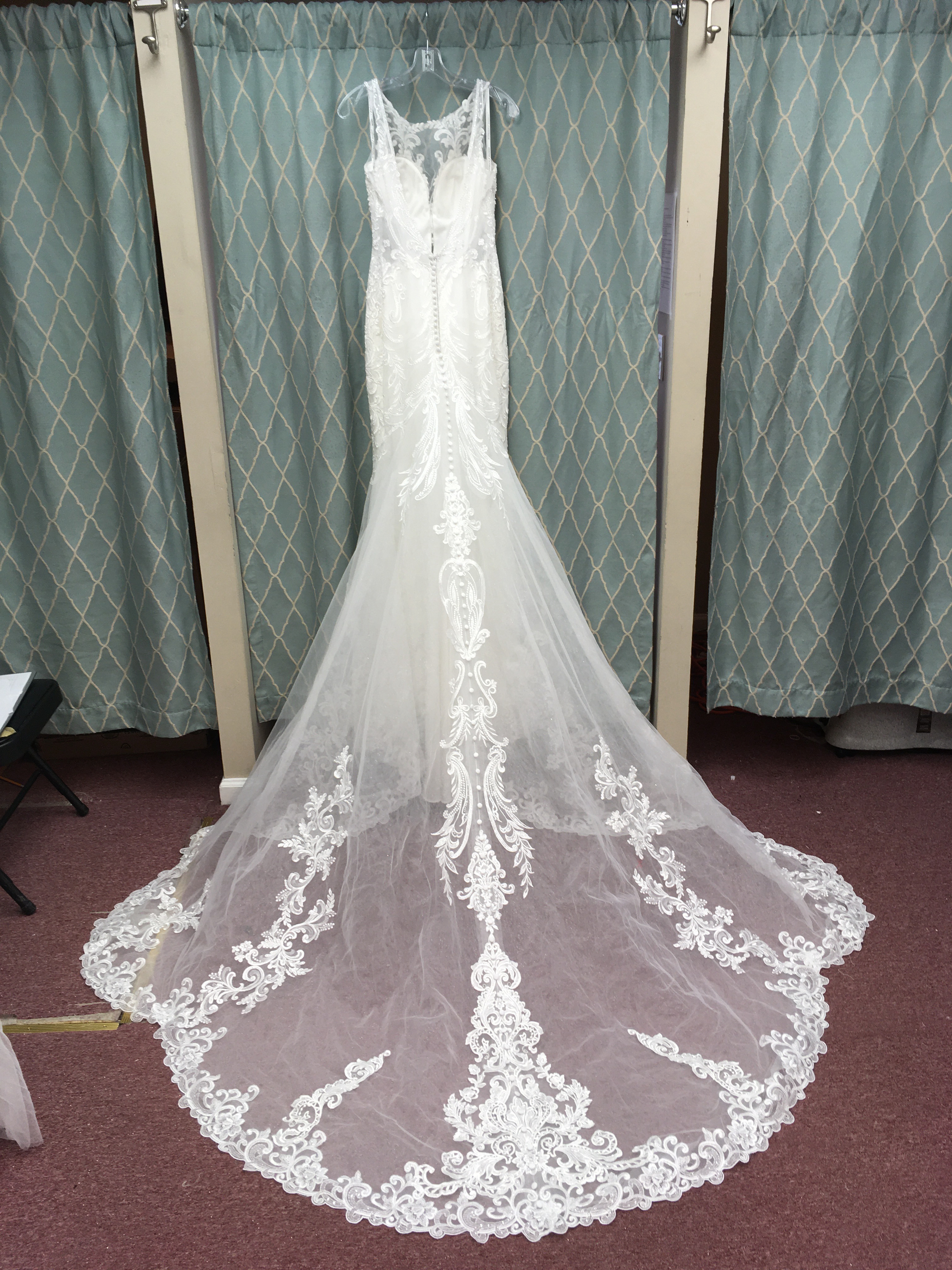 Essense of Australia, The Gown Bridal - D3153